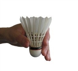 Badminton Forehand Serve Shuttle Grip